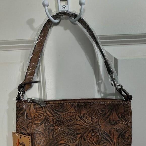 Justin Purse/Wristlet NWT (339) - Picture 4 of 5